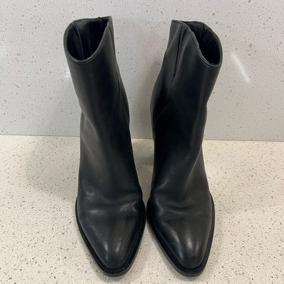VINCE Erving Western Ankle Bootie Black Leather Stacked Heel Pointed Toe Boots 8 - Picture 3 of 6